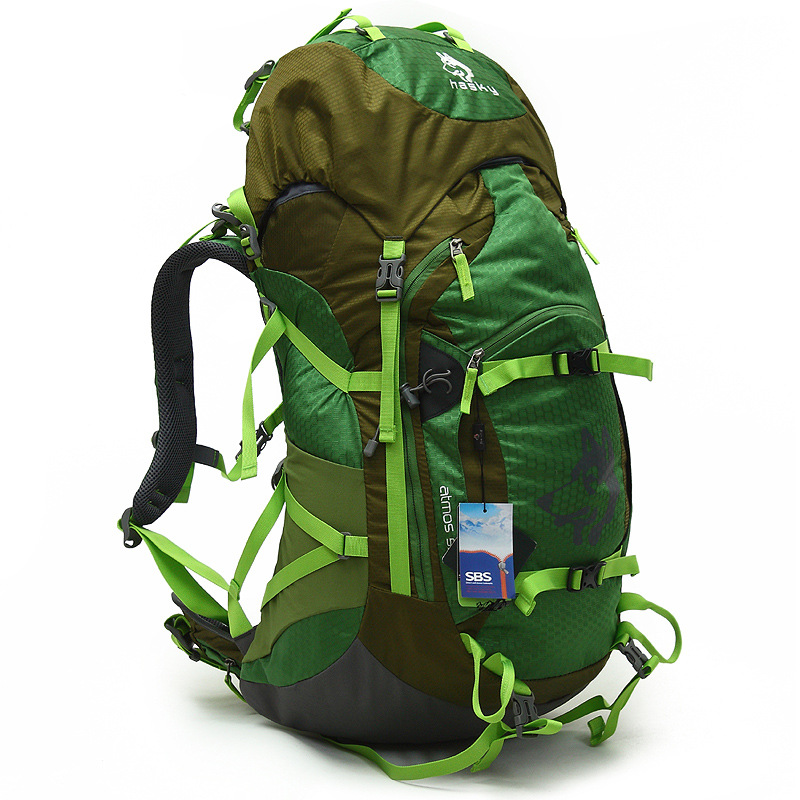 حقيبة ظهر رياضية مقاومة للماء  - مراجعة Cycling Commuter Backpack وسعره